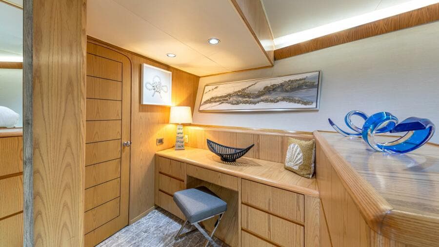 1997 Broward Raised Pilothouse