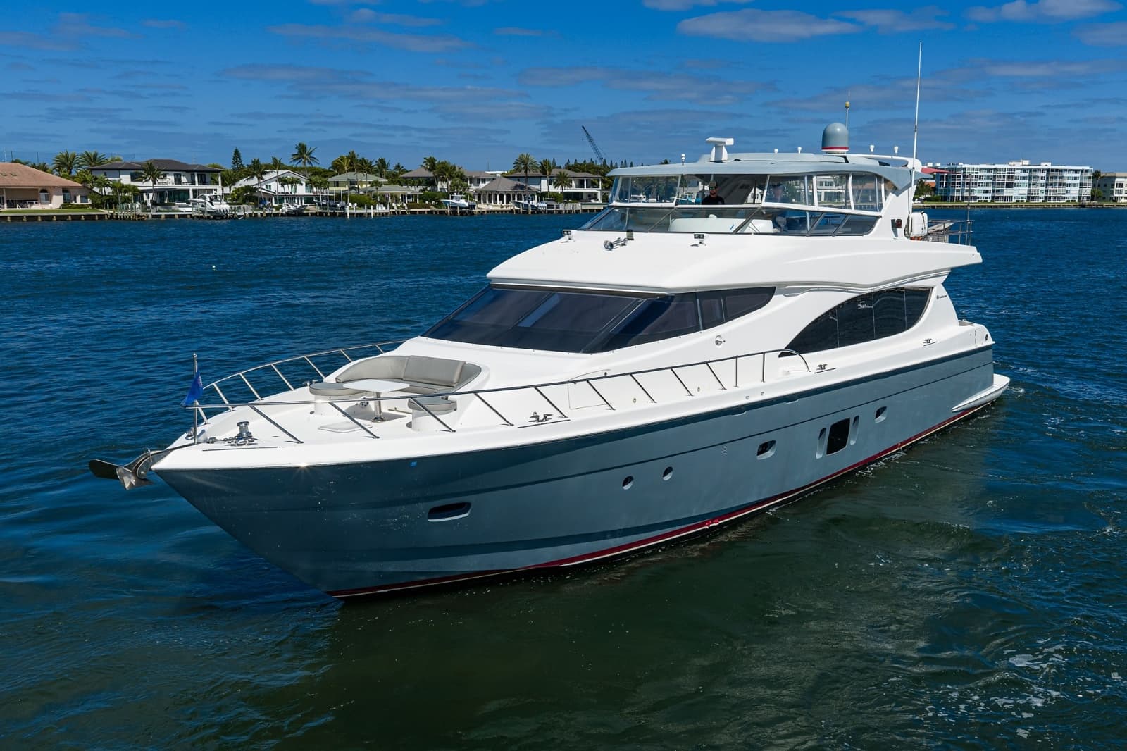 2013 Hatteras 80 Motor Yacht