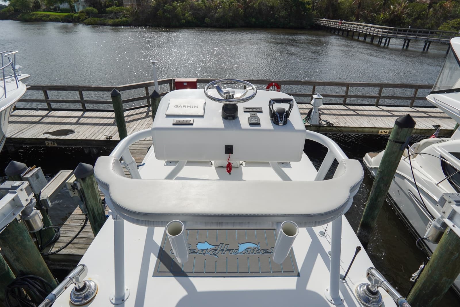 2022 Sea Hunter 41 CTS