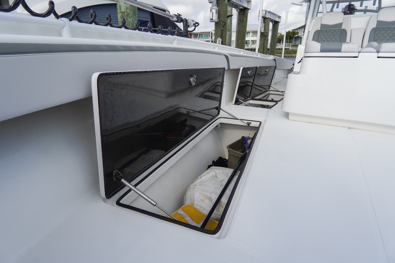 2022 Sea Hunter 41 CTS
