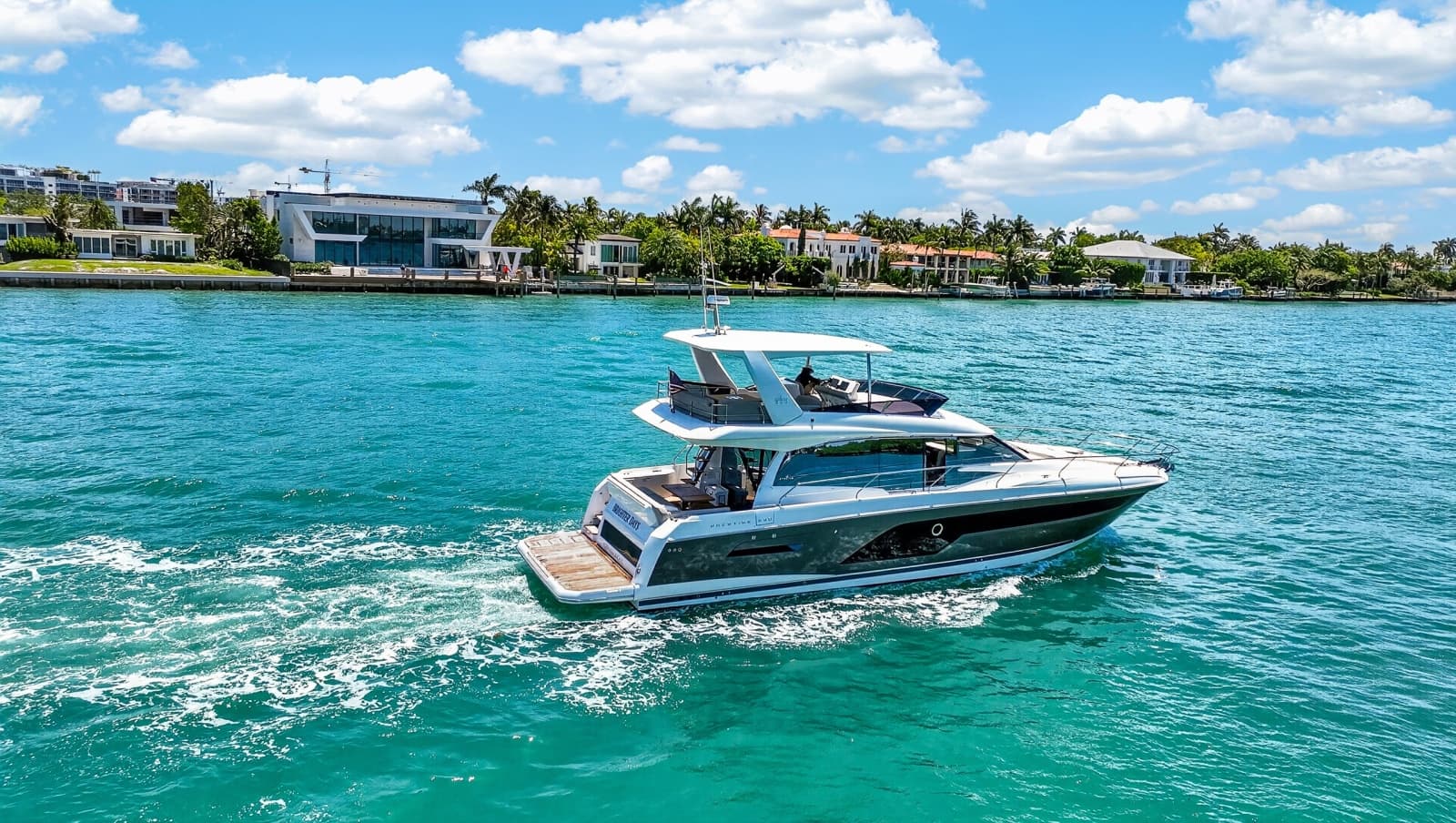 2023 Prestige 590