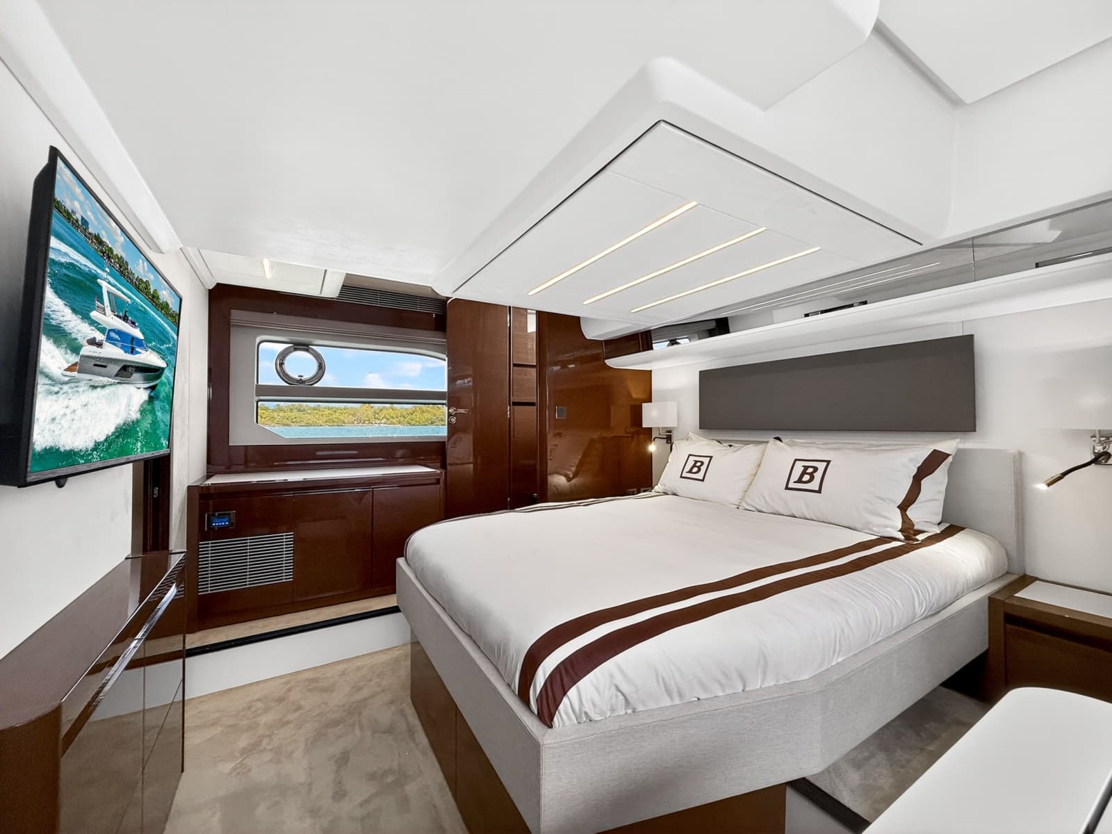 2023 Prestige 590