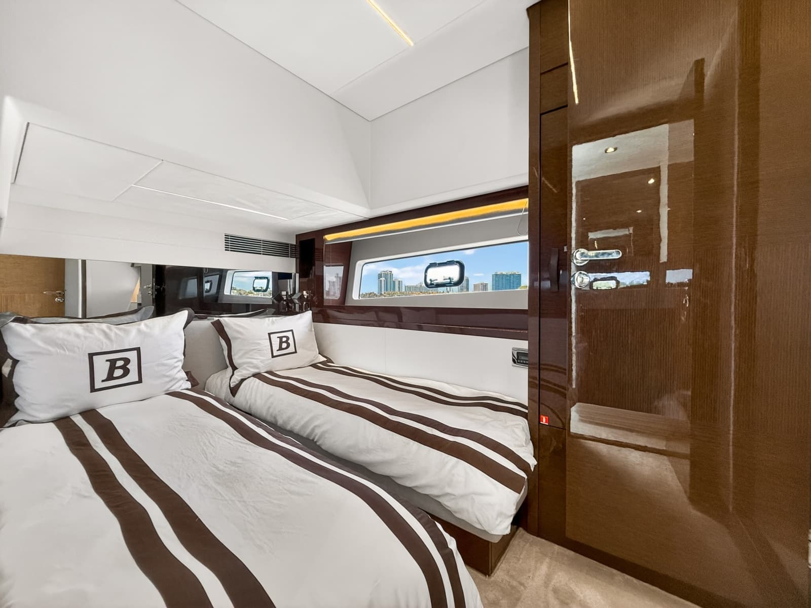 2023 Prestige 590
