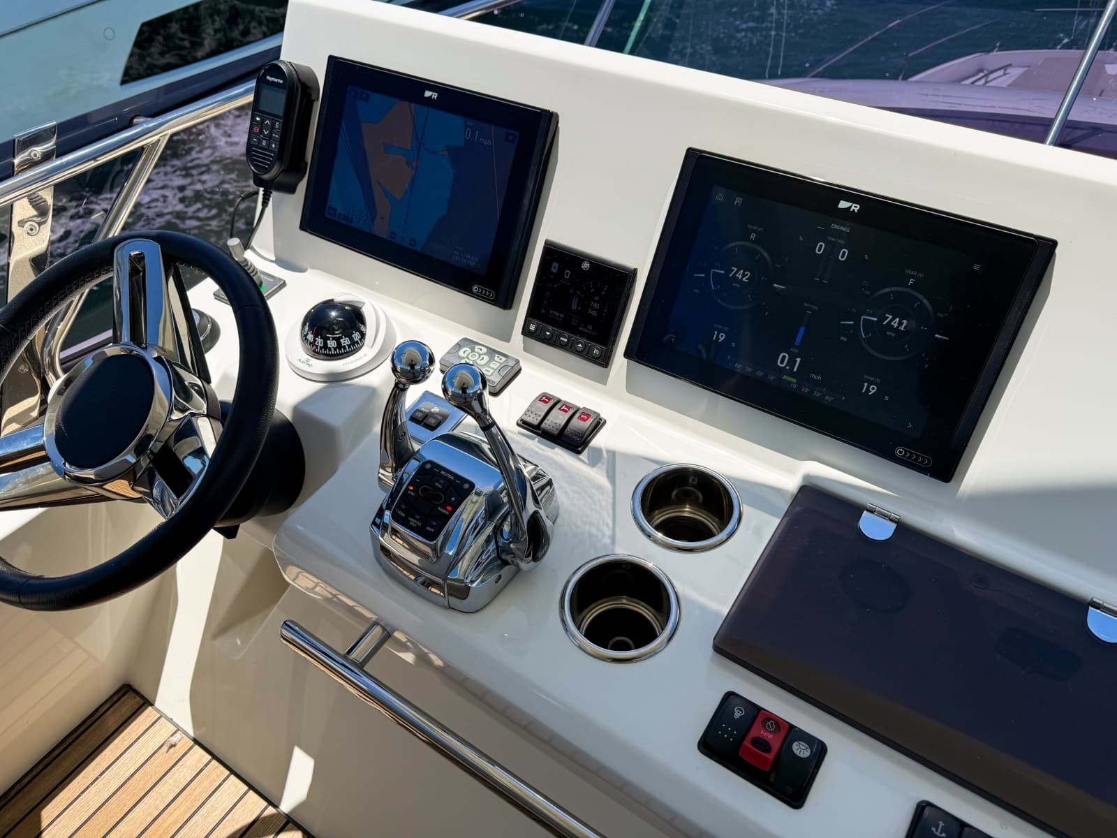 2023 Prestige 590