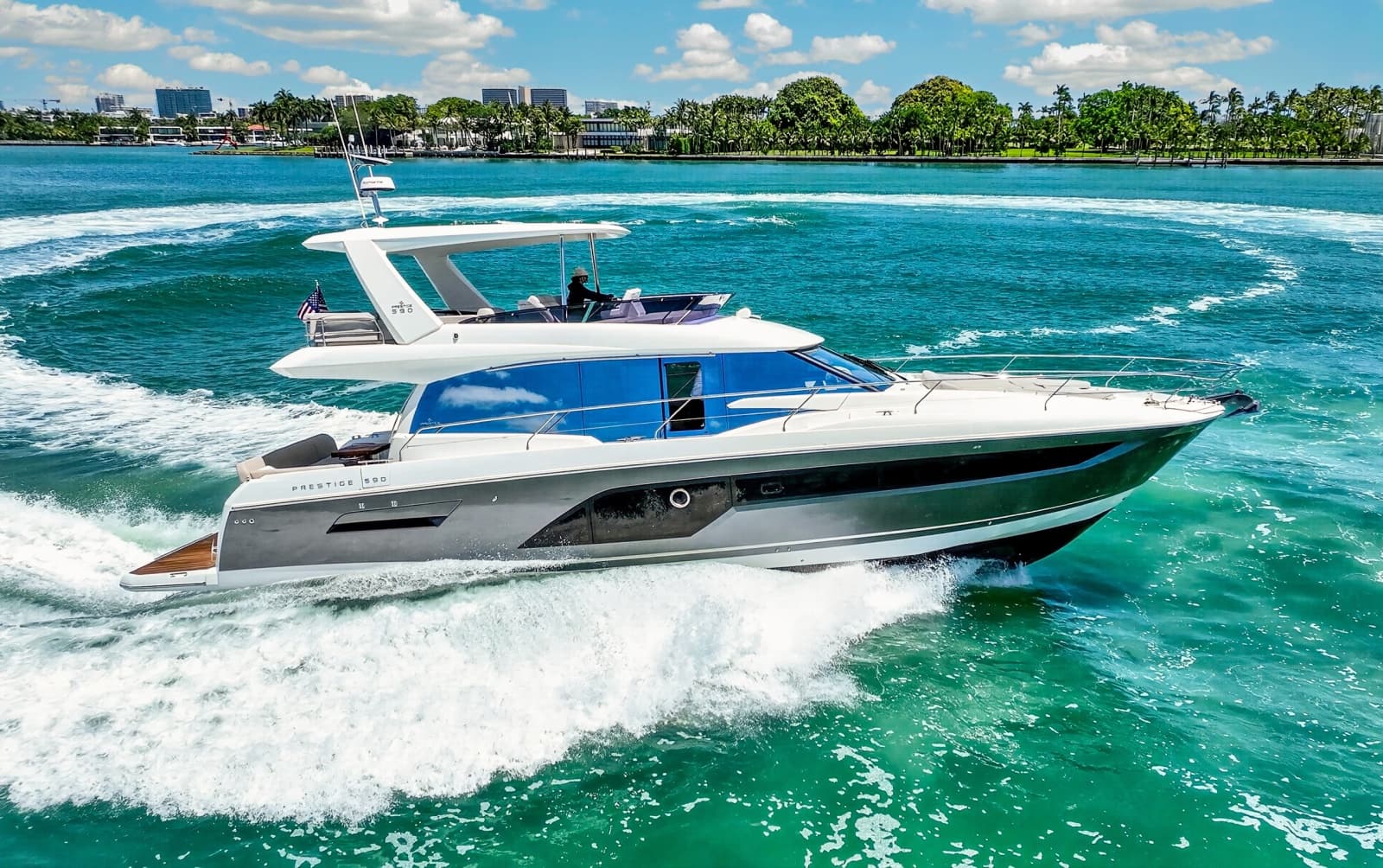 2023 Prestige 590