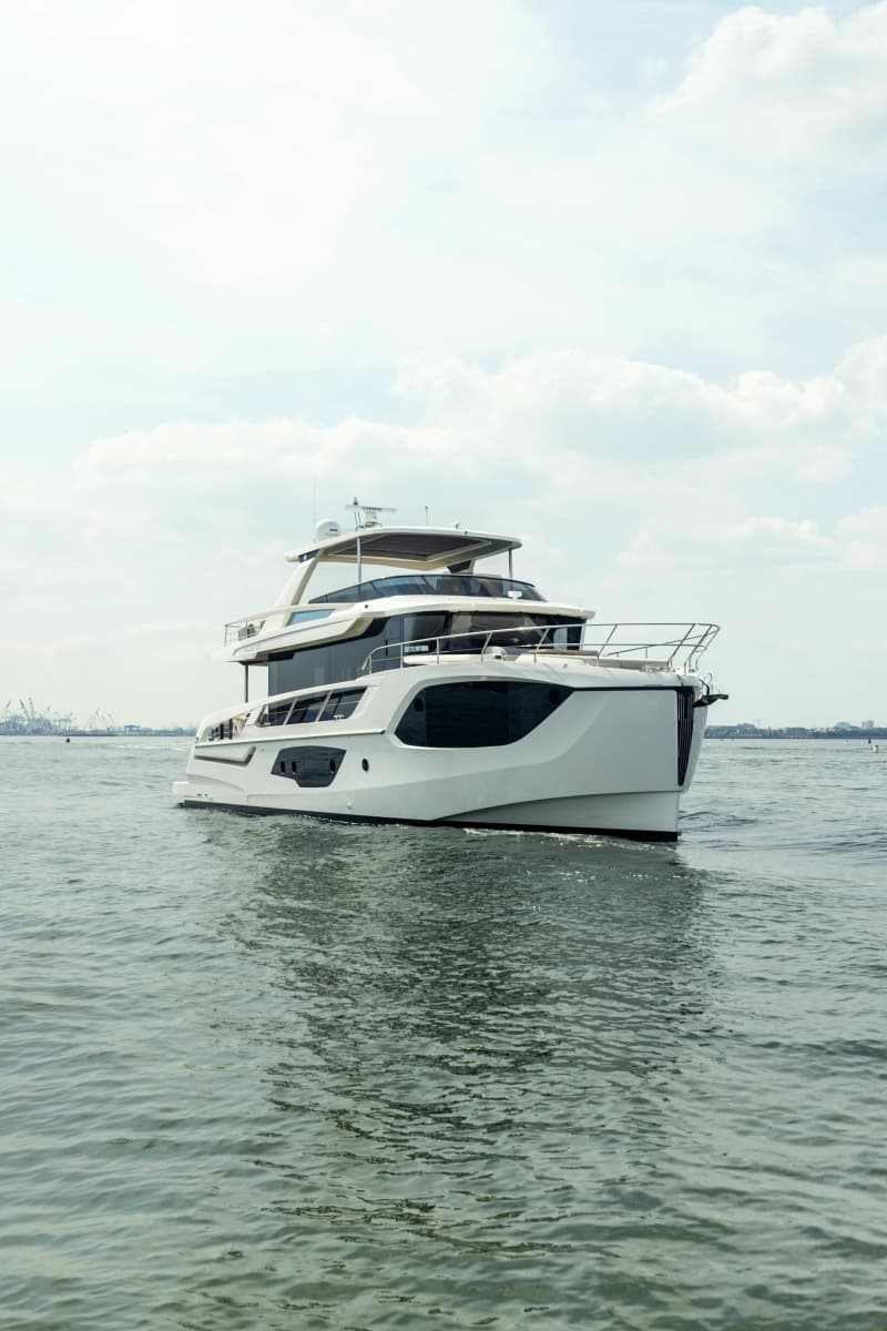 2024 Absolute Navetta 64