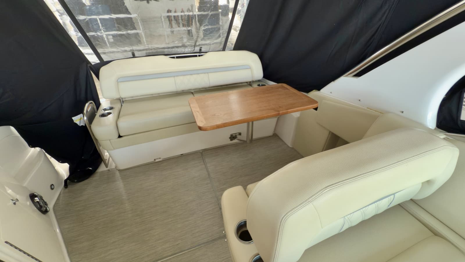 2020 Regal 33 Express