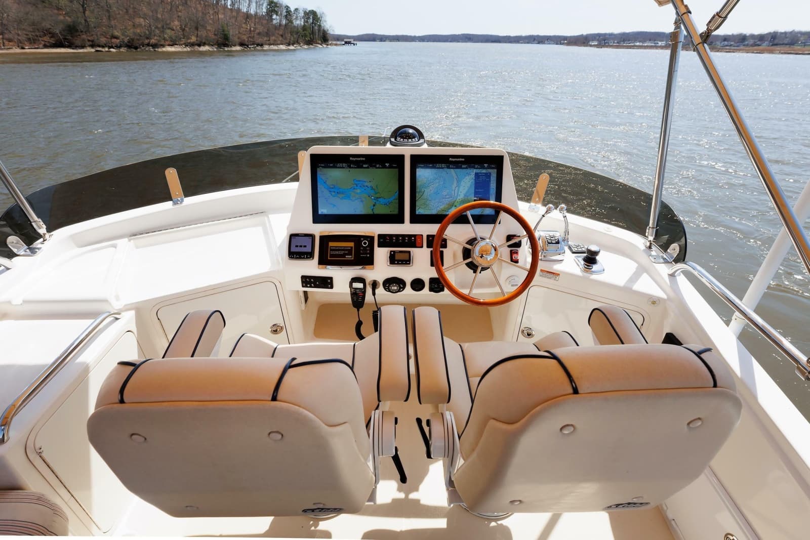 2016 Sabre 42 Fly Bridge Sedan