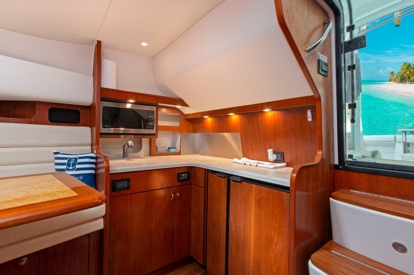2007 Tiara Yachts 3800 Open
