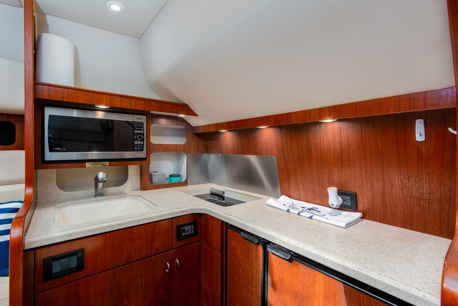 2007 Tiara Yachts 3800 Open