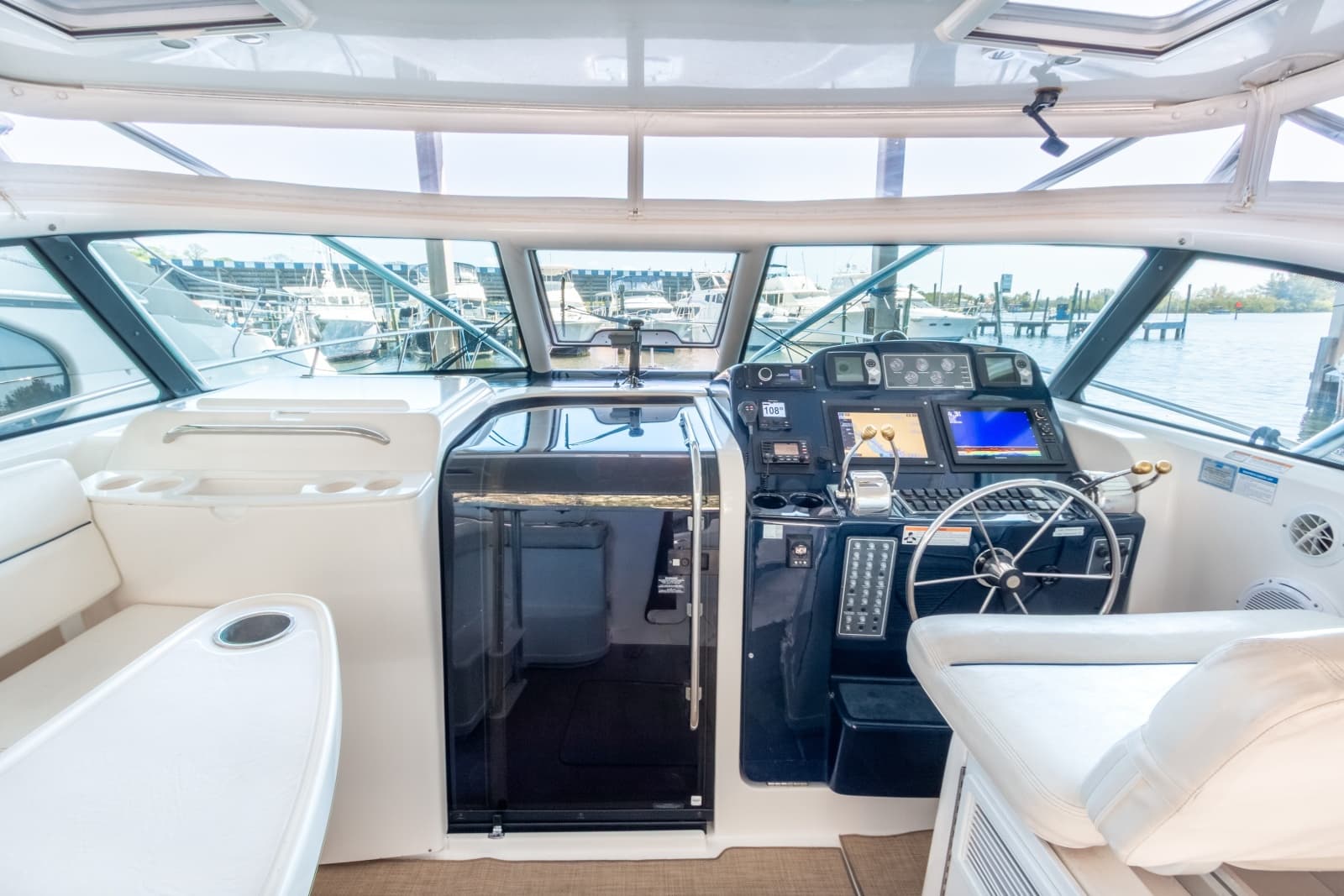 2007 Tiara Yachts 3800 Open