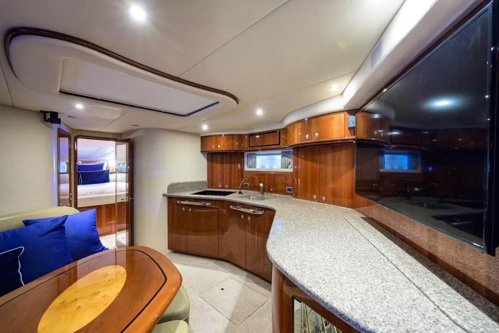 2004 Sea Ray 550 Sundancer