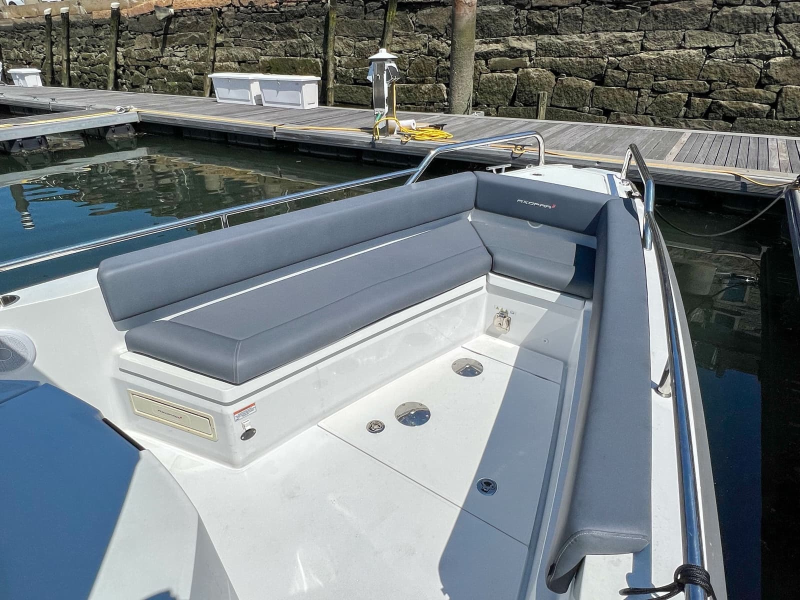 2020 Axopar 28 Cabin
