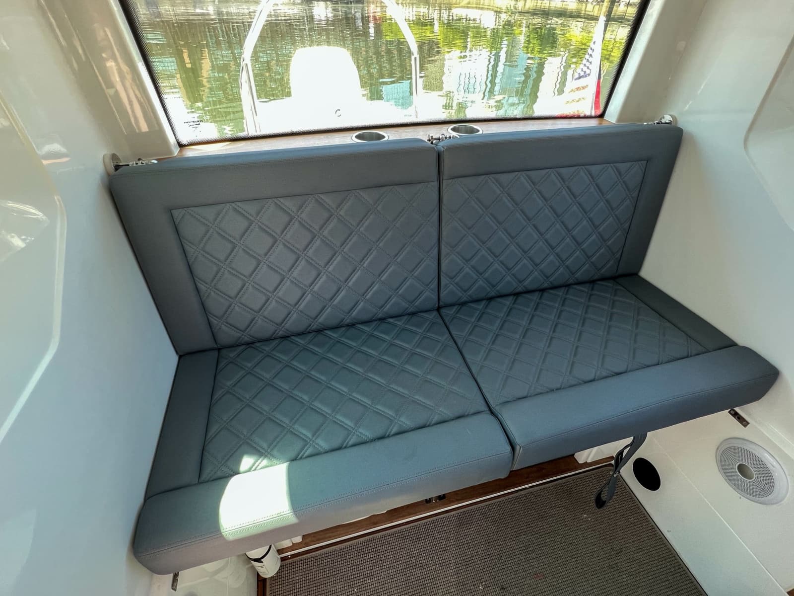 2020 Axopar 28 Cabin