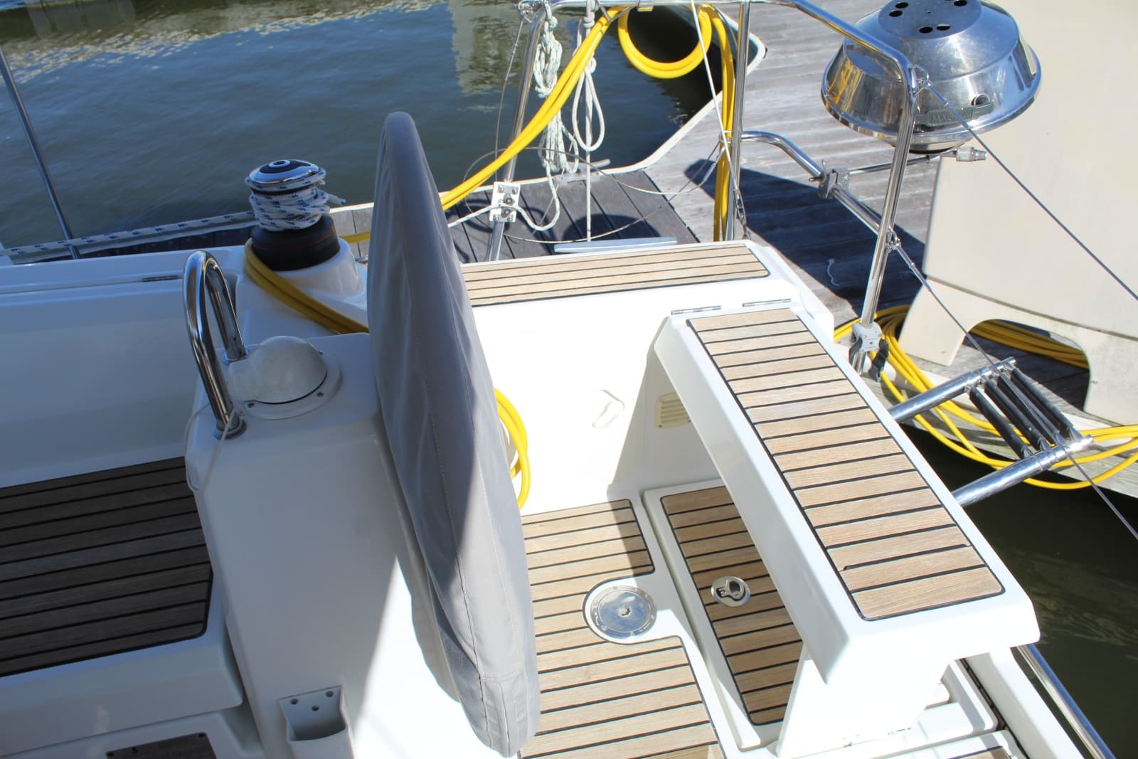 2016 Beneteau 35 Oceanis