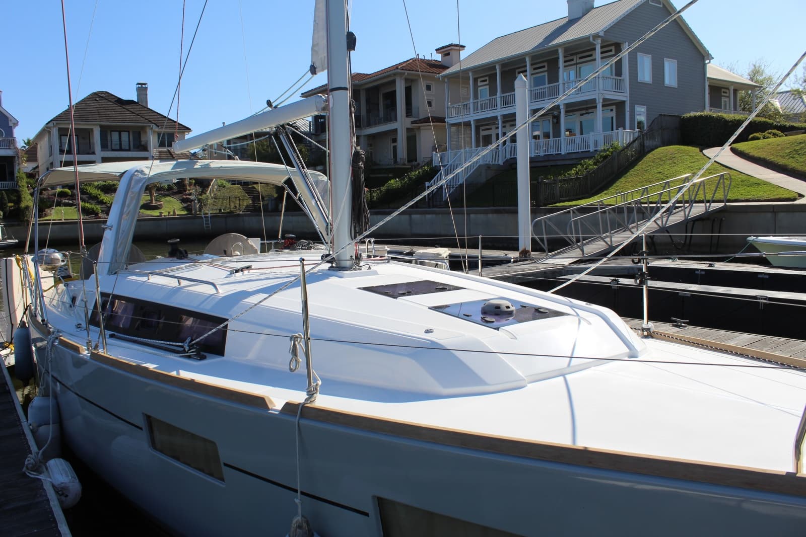 2016 Beneteau 35 Oceanis