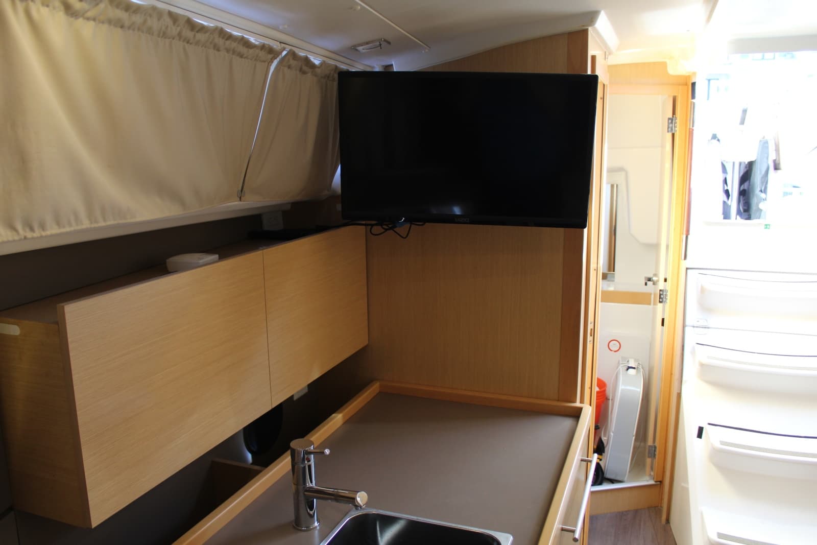 2016 Beneteau 35 Oceanis
