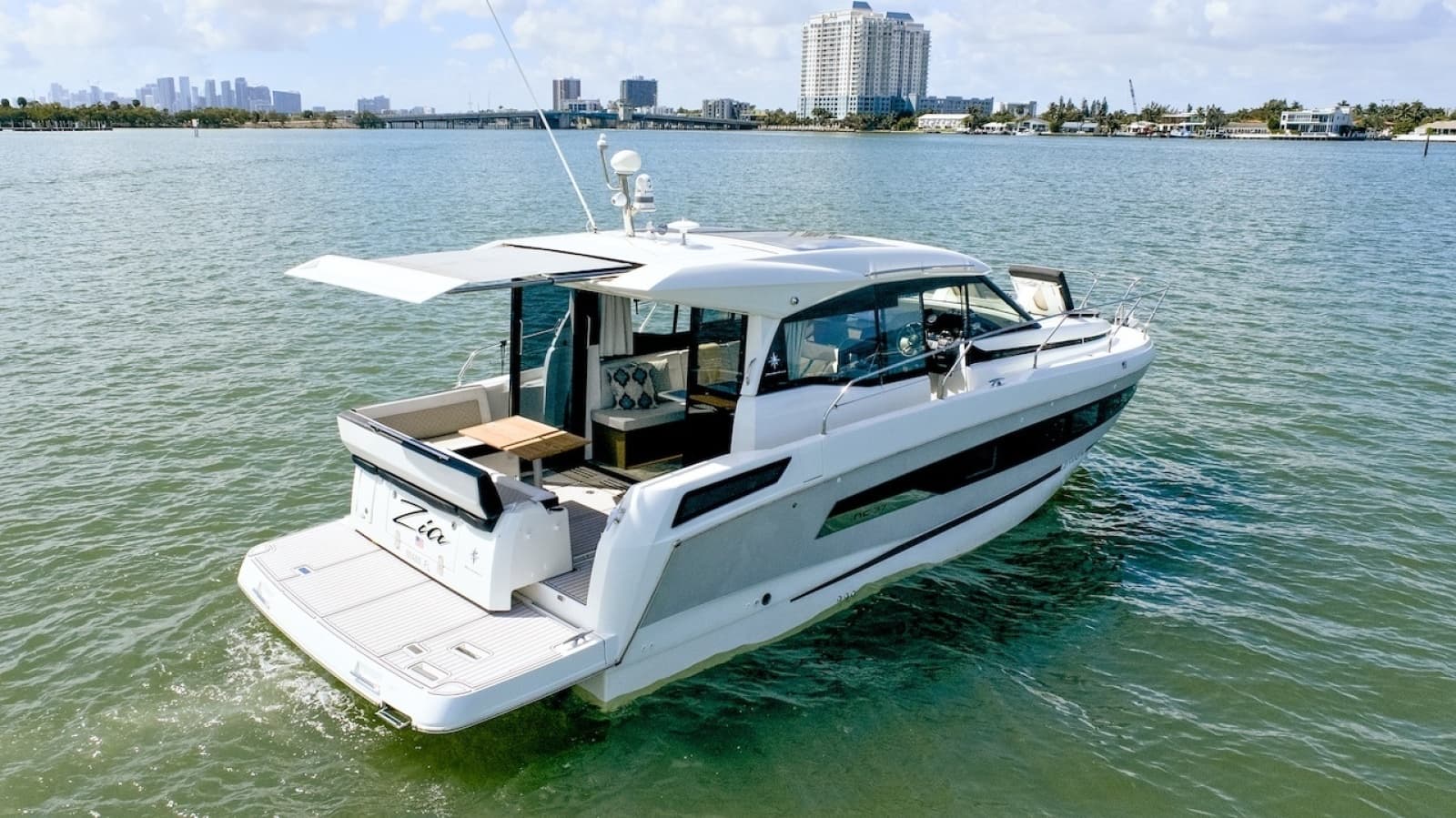 2020 Jeanneau NC37