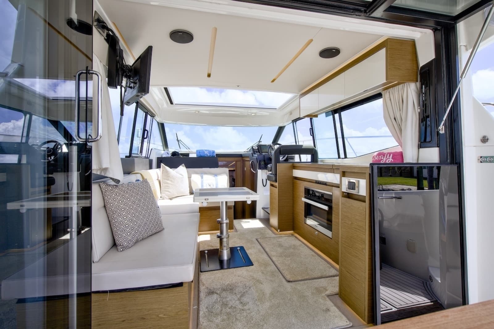 2020 Jeanneau NC37