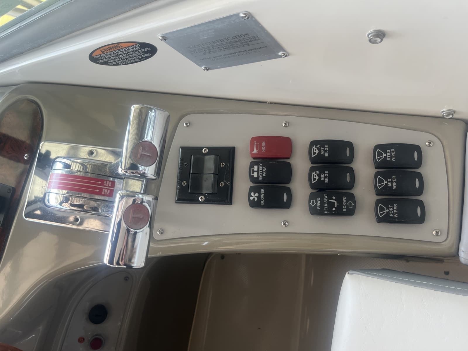 1999 Maxum 4100 SCR