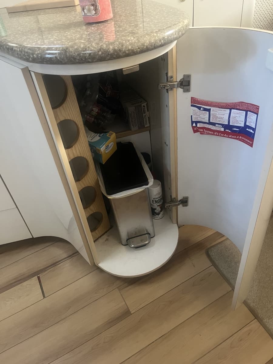 1999 Maxum 4100 SCR