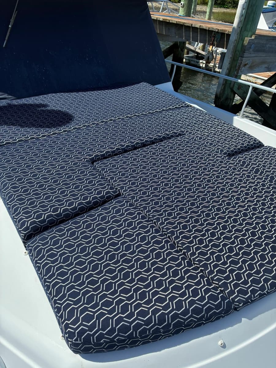 1998 Mainship 350 Trawler