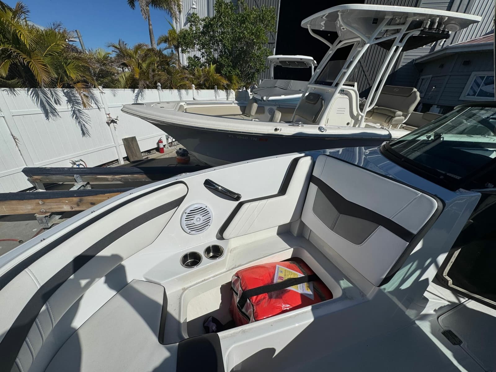 2020 Monterey M-205