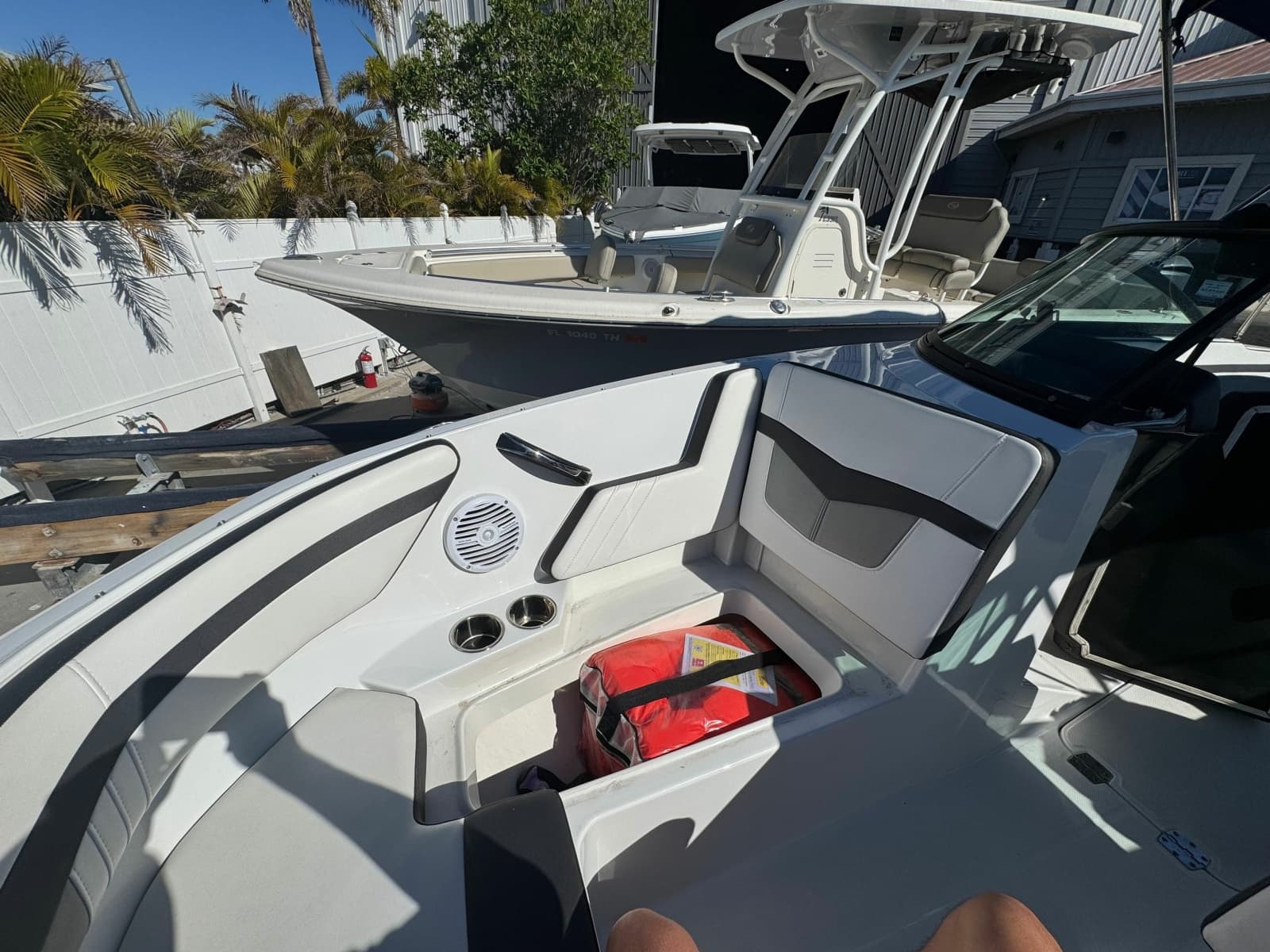 2020 Monterey M-205