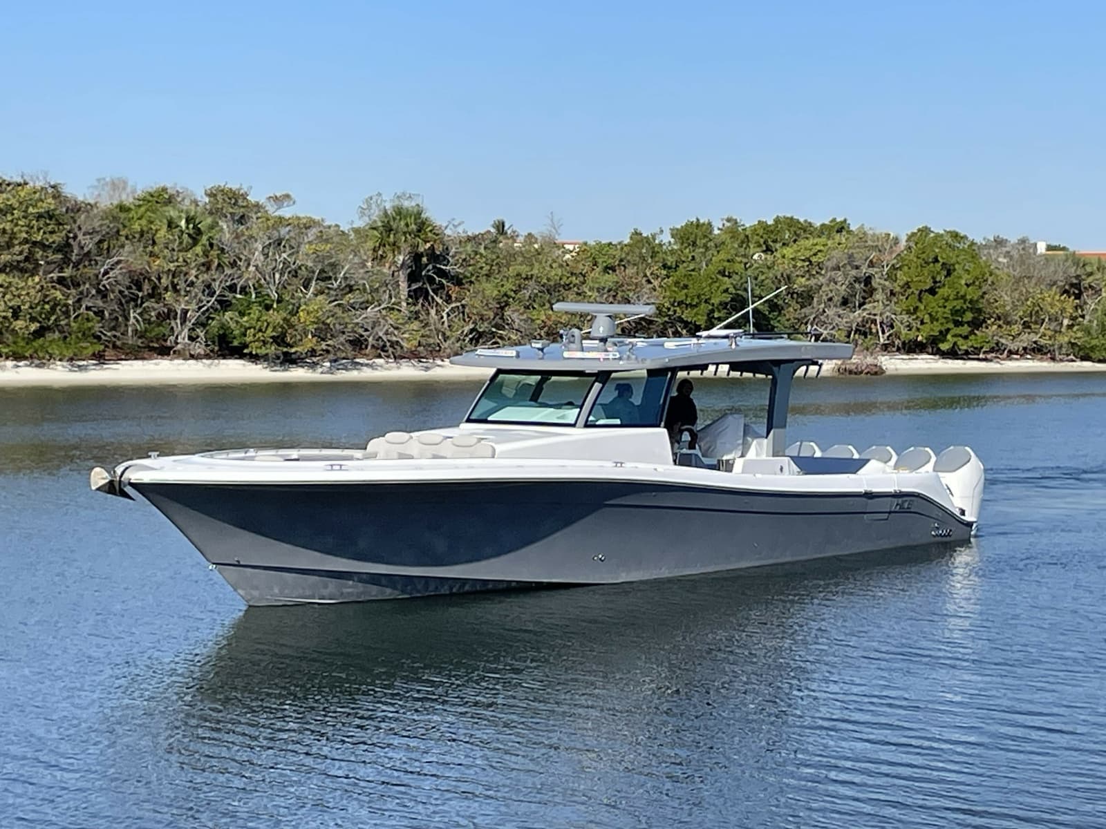 2025 HCB 56 Suenos
