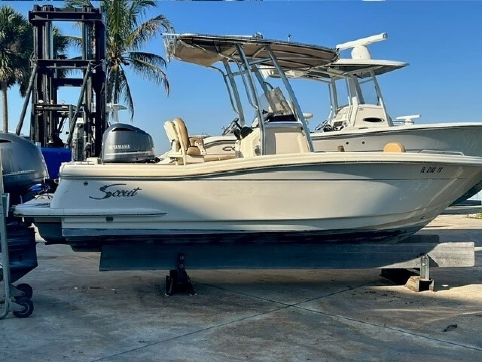 2019 Scout 215 XSF
