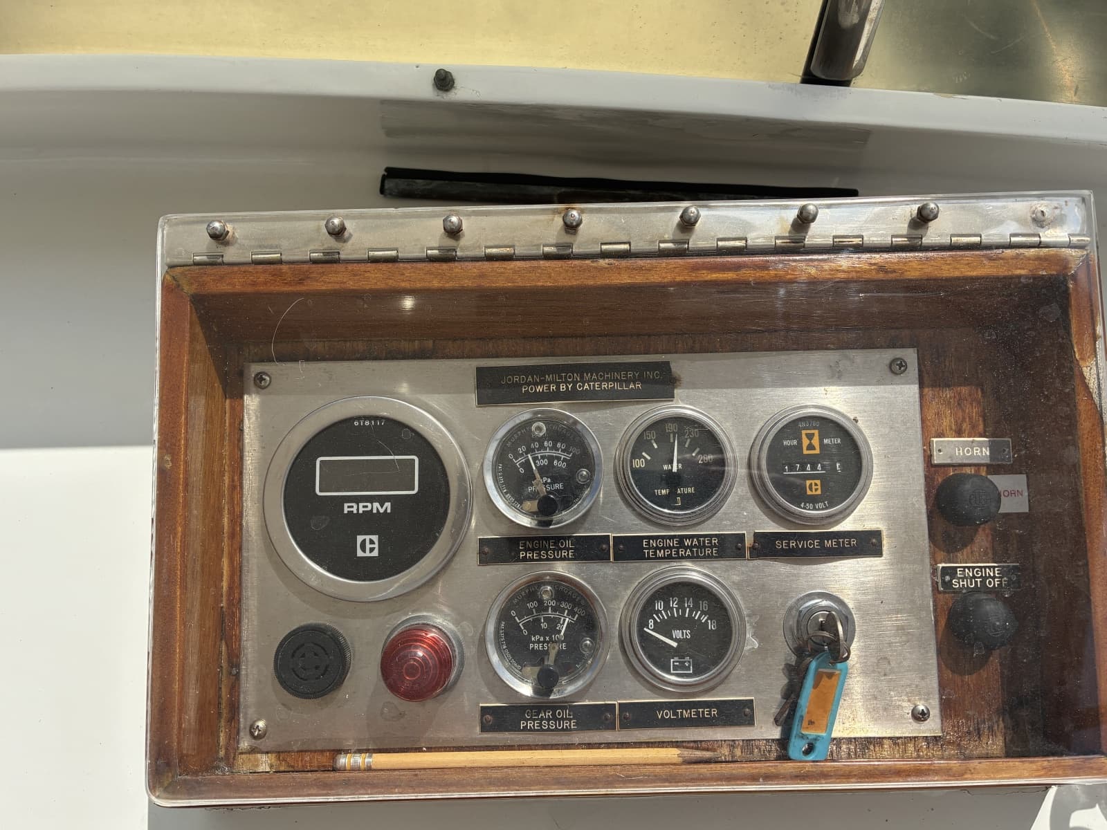 1989 Duffy 35 Flybridge - Flybridge Gages