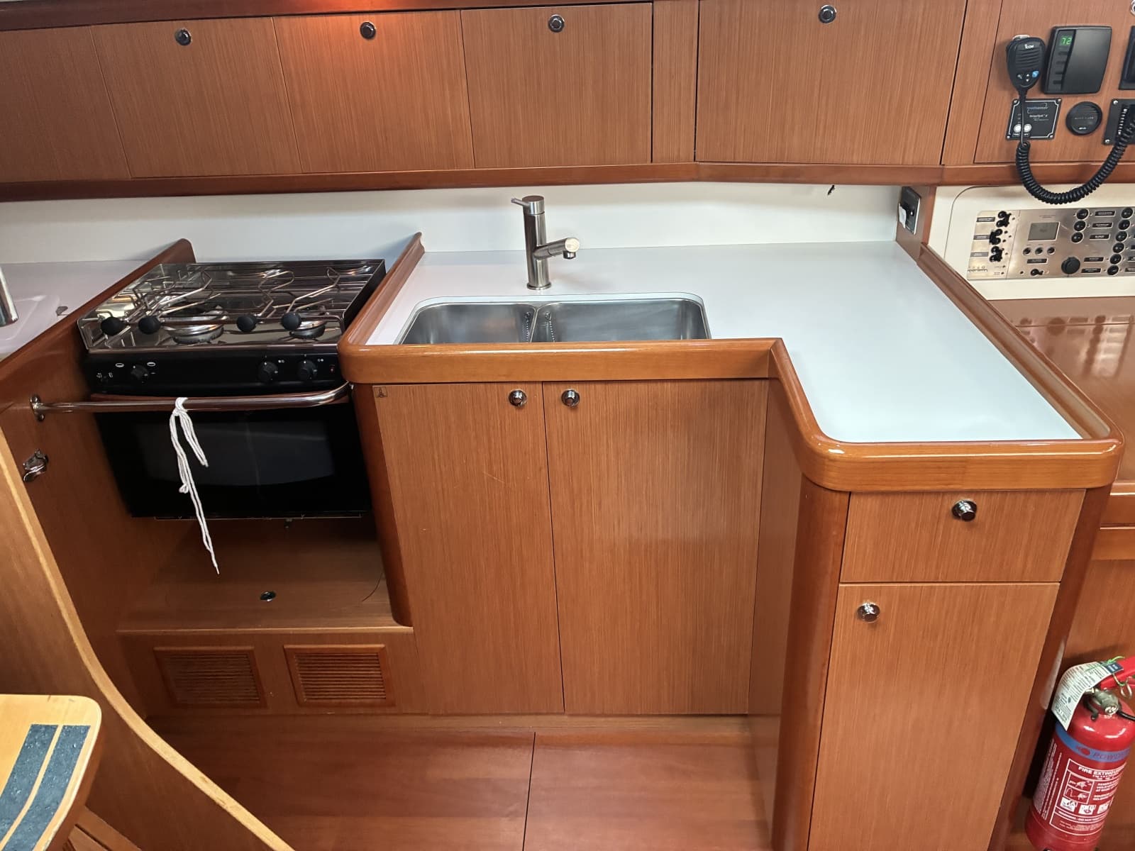 2008 Beneteau Oceanis 43 - 