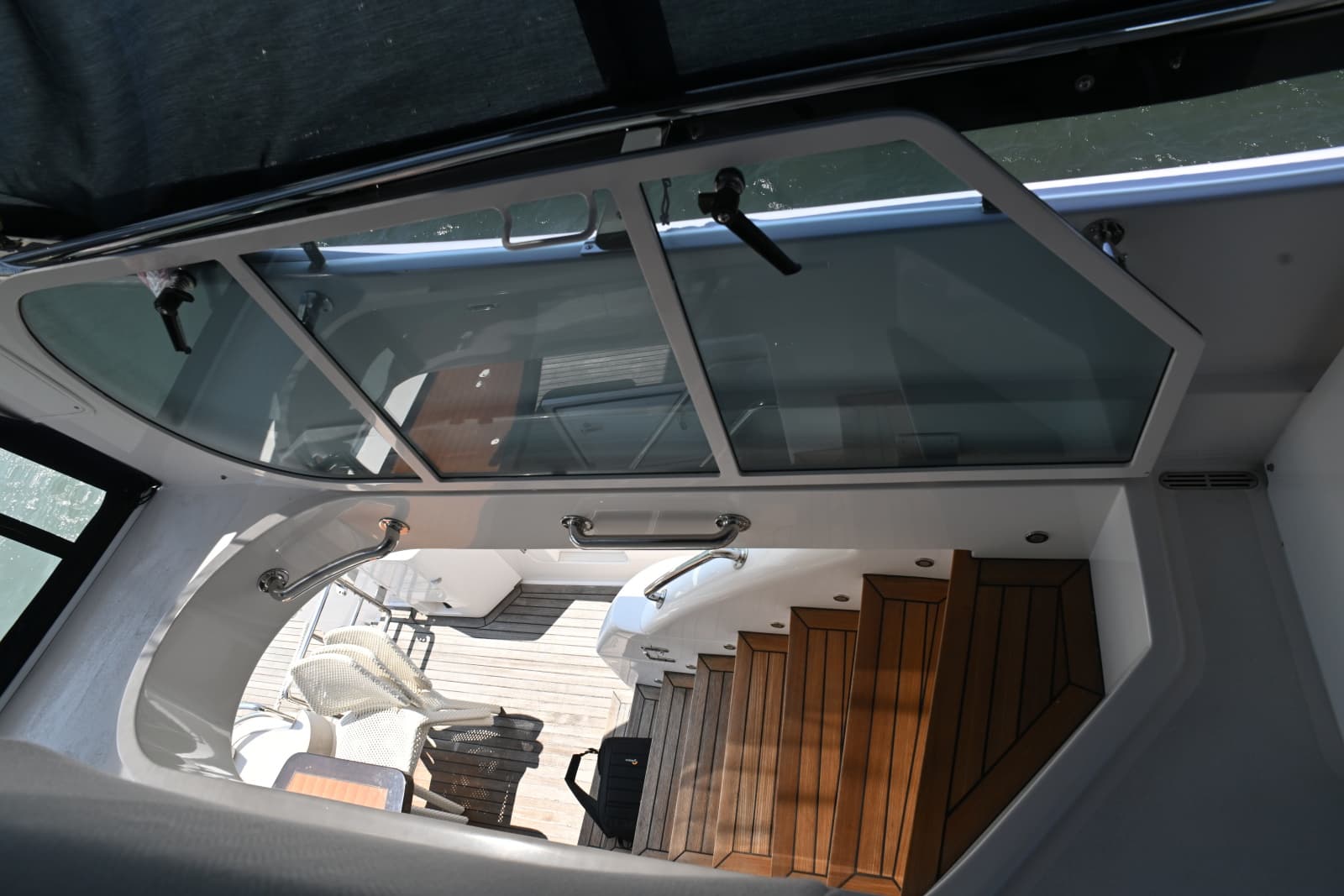 2020 Horizon E56