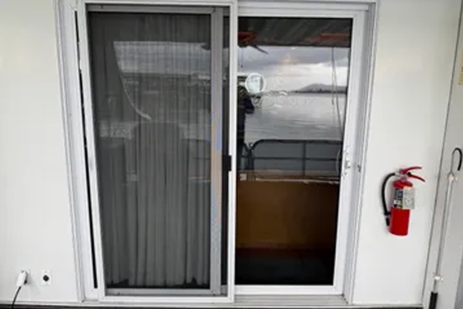 2001 Sharpe 80x18