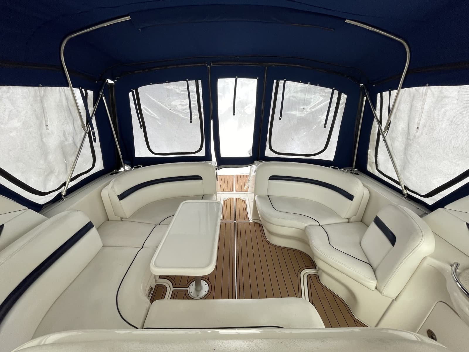 2010 Sea Ray 390 Sundancer