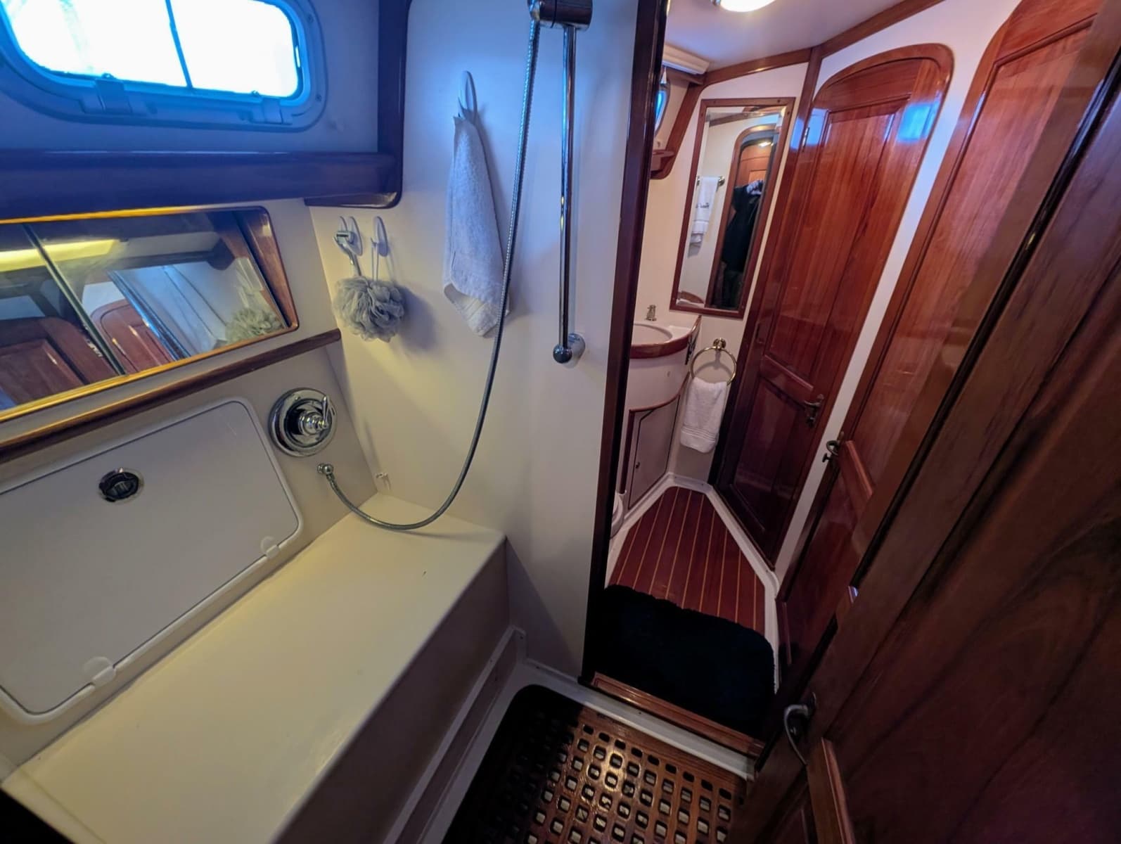 1998 Little Harbor Whisperjet 55