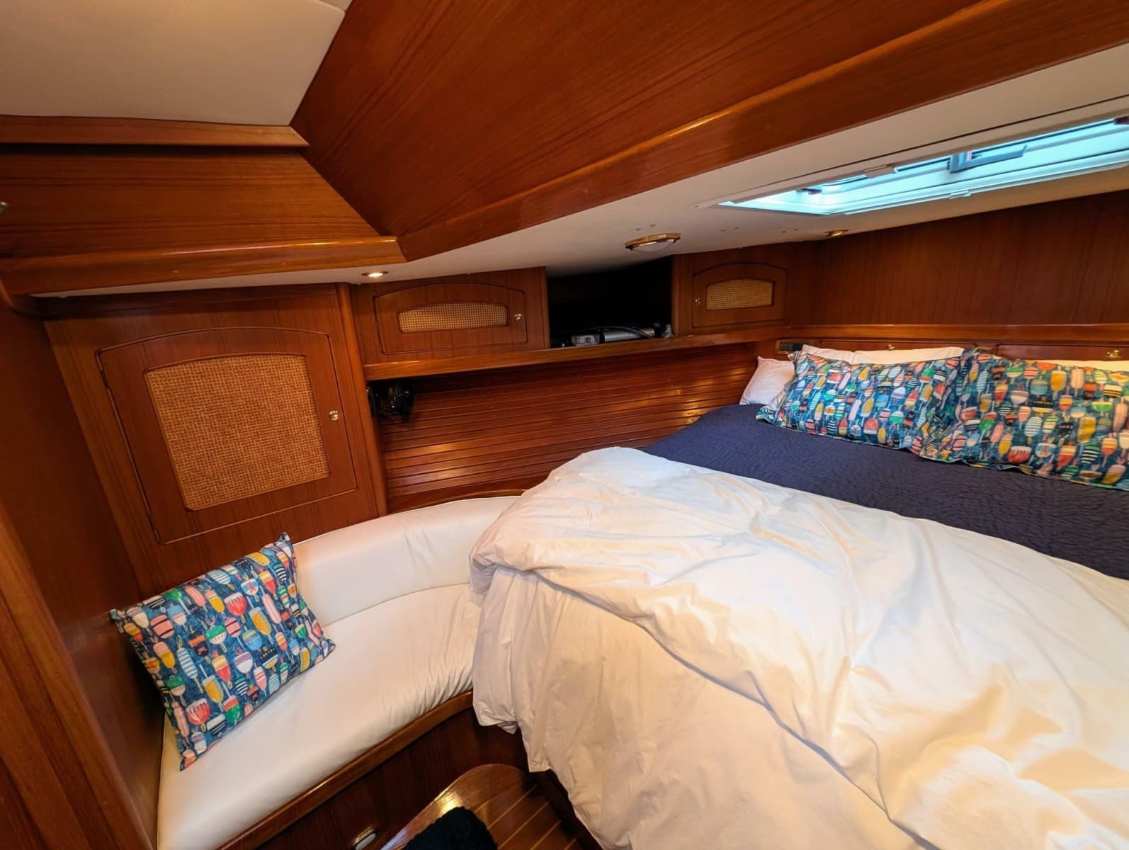 1998 Little Harbor Whisperjet 55