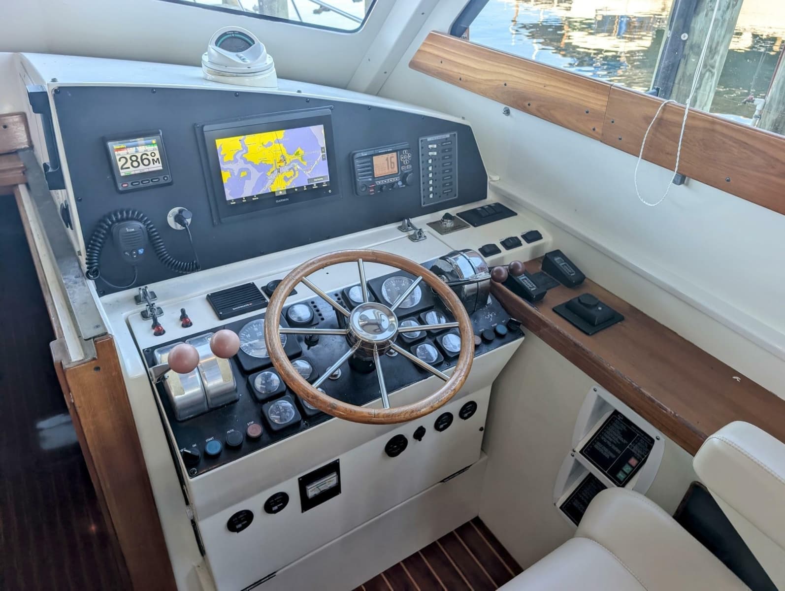 1998 Little Harbor Whisperjet 55