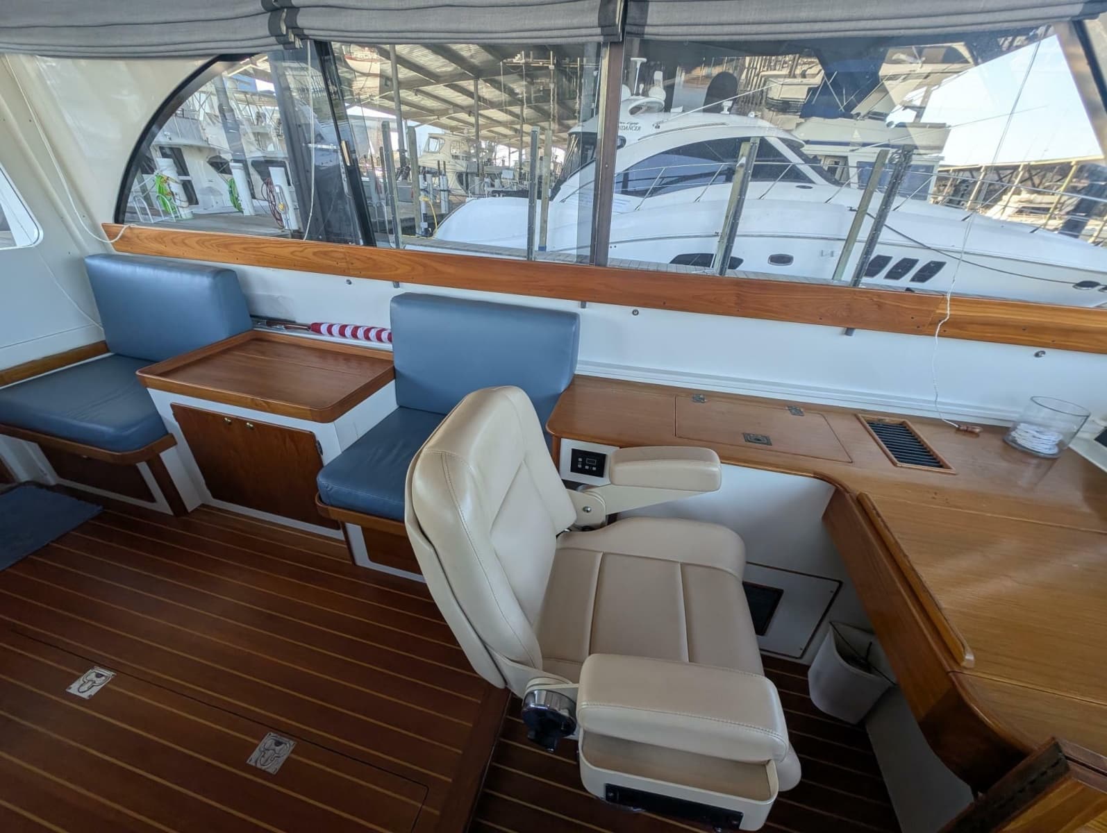1998 Little Harbor Whisperjet 55