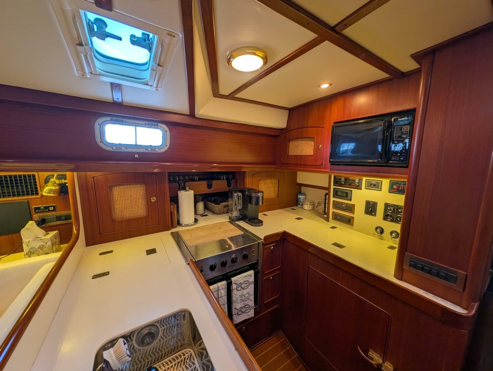 1998 Little Harbor Whisperjet 55