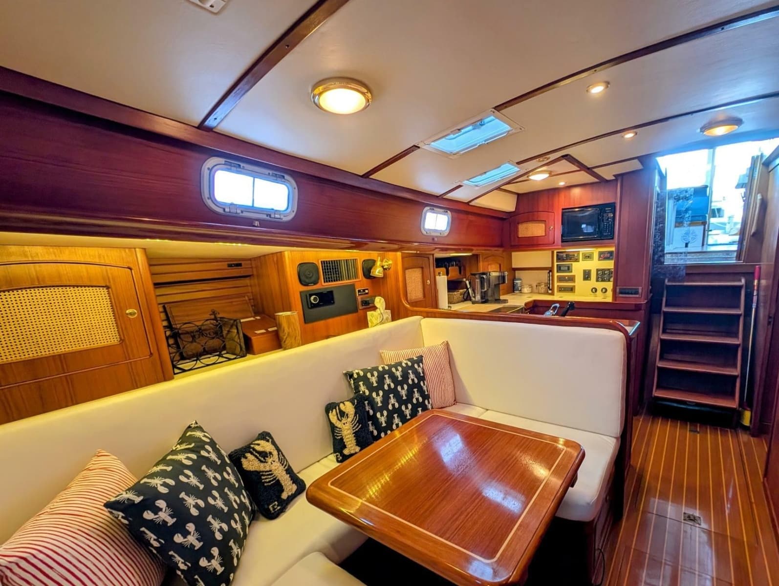 1998 Little Harbor Whisperjet 55