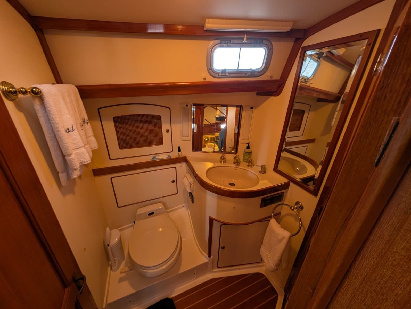 1998 Little Harbor Whisperjet 55