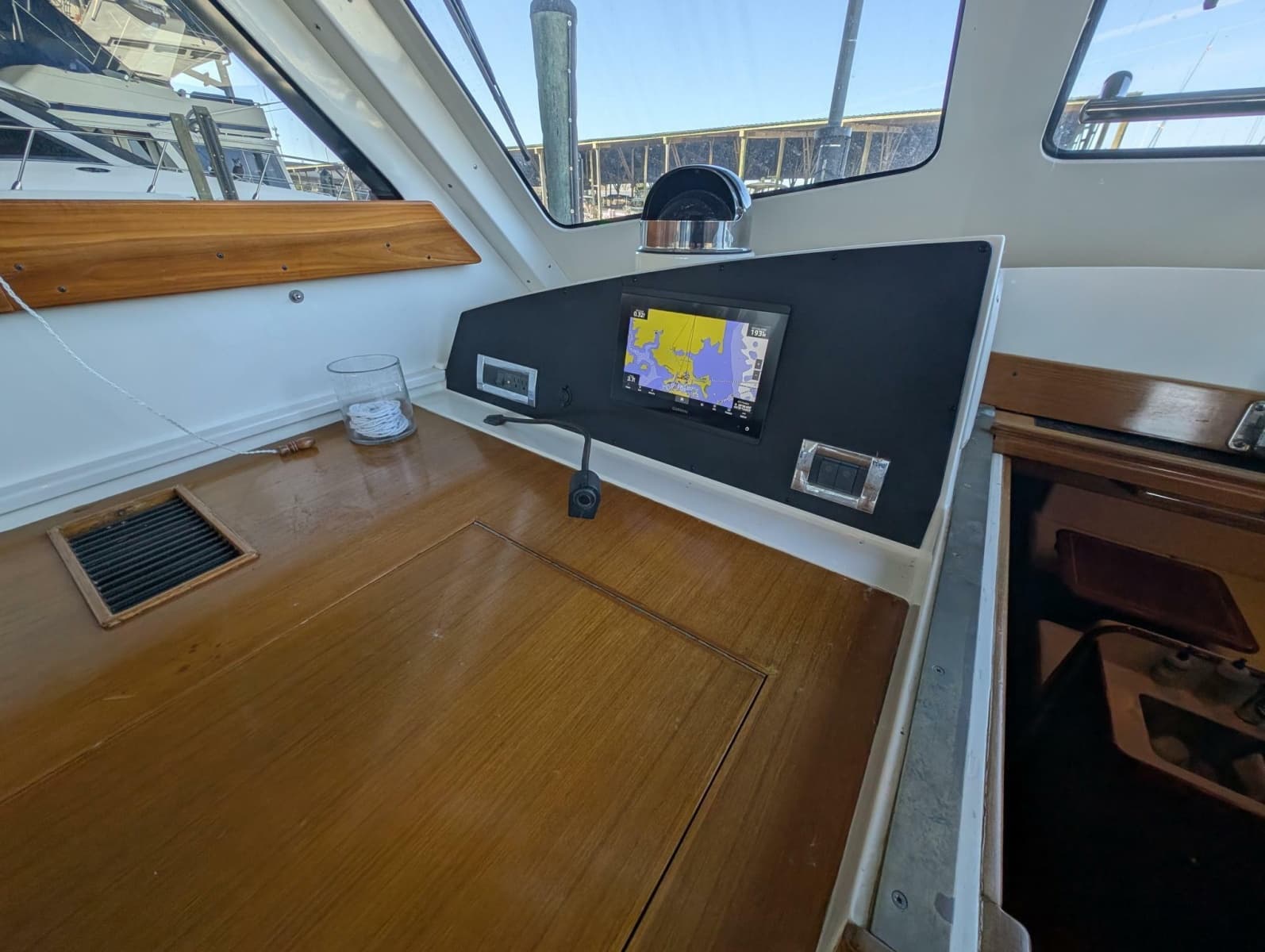 1998 Little Harbor Whisperjet 55