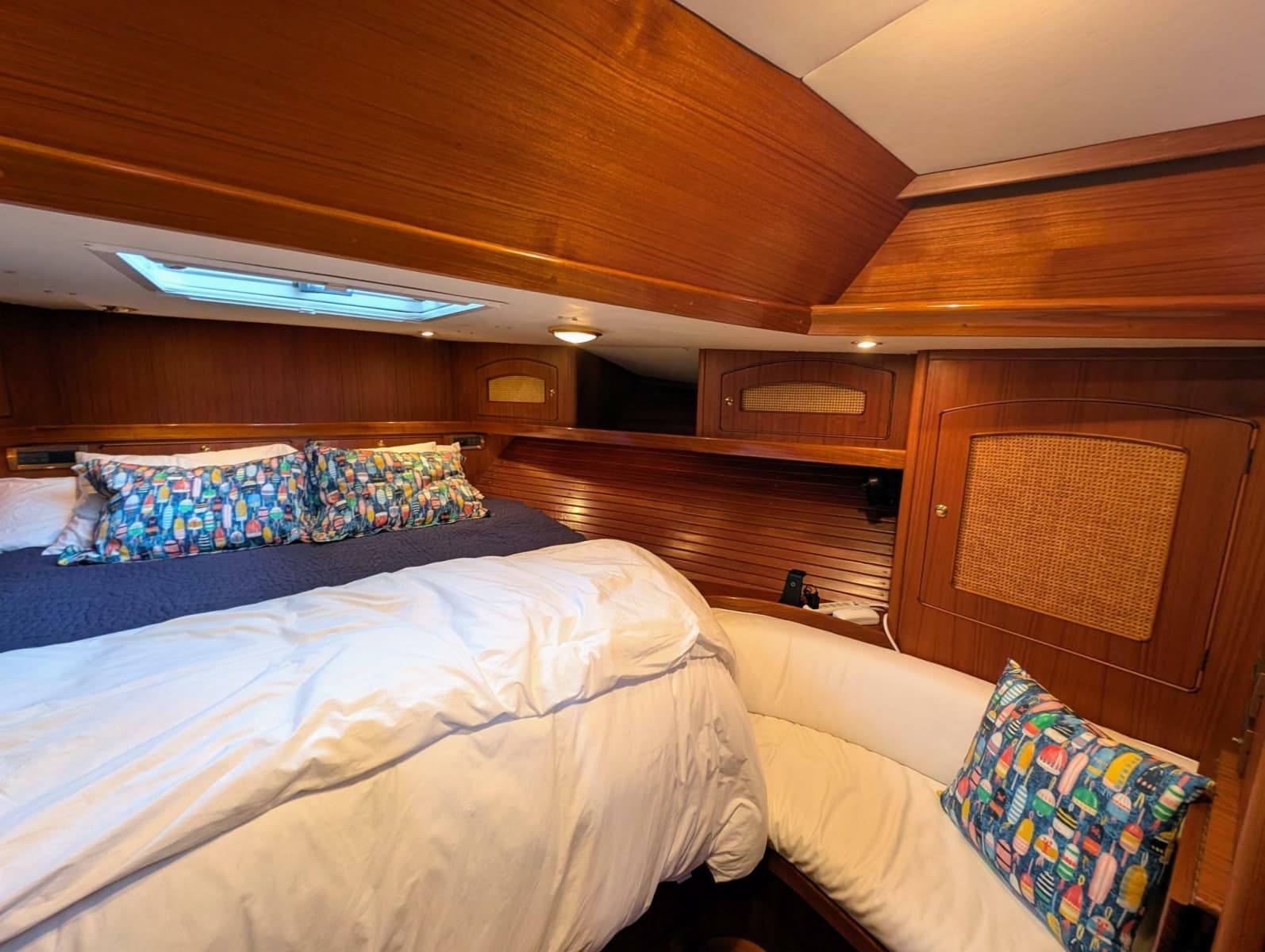 1998 Little Harbor Whisperjet 55