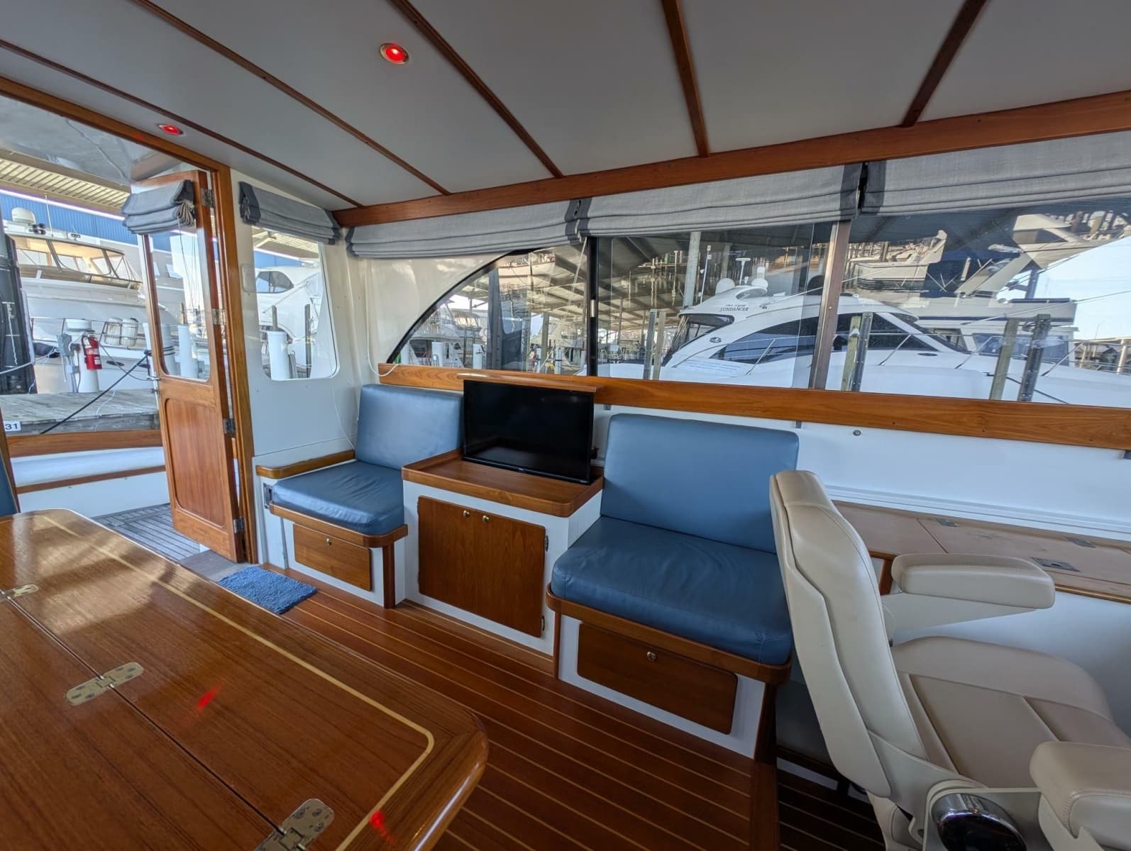 1998 Little Harbor Whisperjet 55