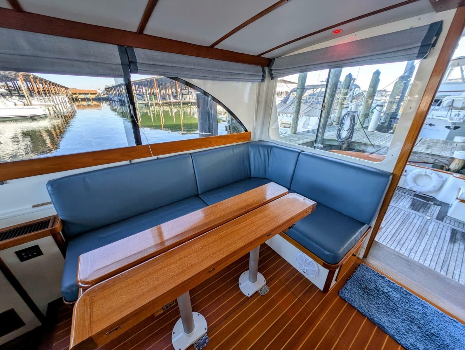 1998 Little Harbor Whisperjet 55