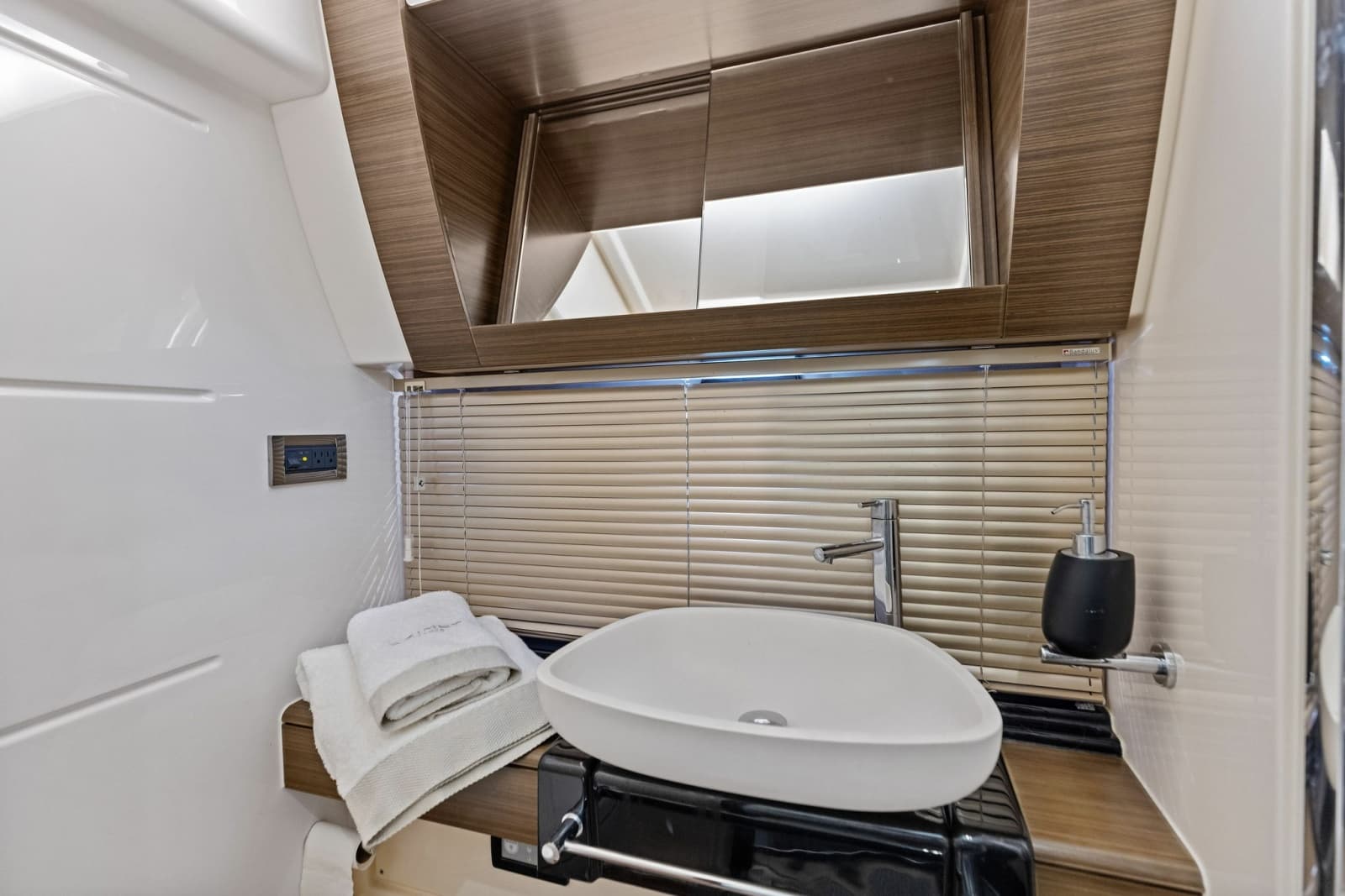 2015 Azimut 55S