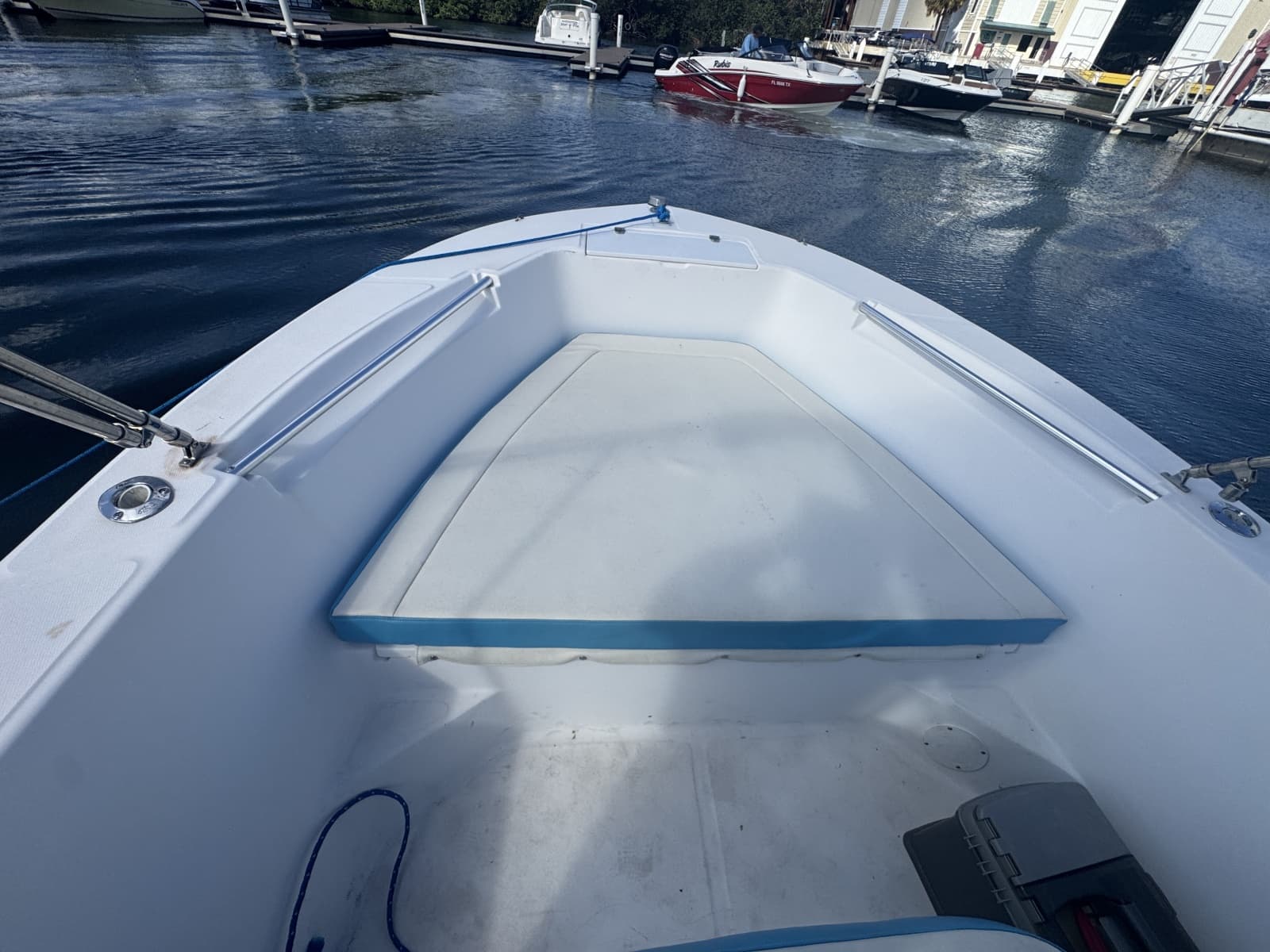 2005 Angler 204