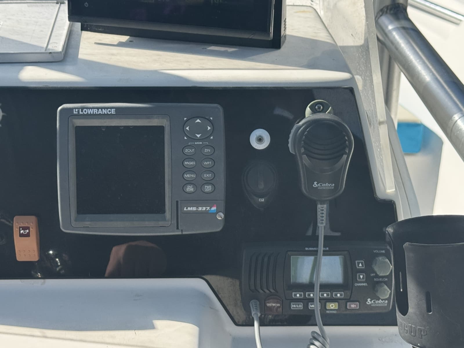 2005 Angler 204