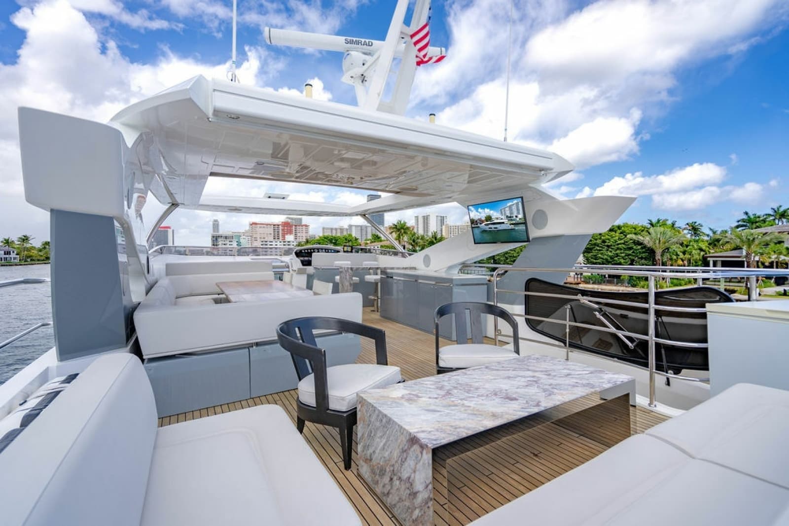 2019 Sunseeker 95 Motor Yacht